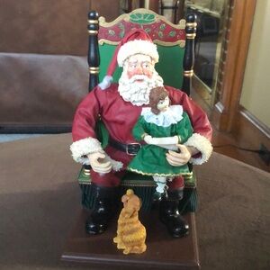 Santa’s From Around The World